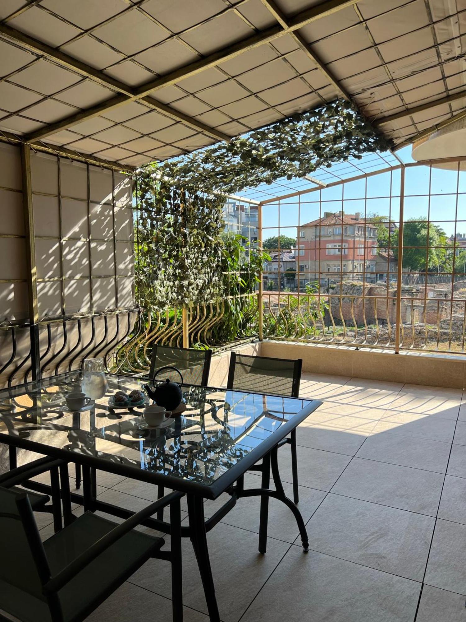 Roman Thermae 2Bdrm Sunny Apartment Varna Ngoại thất bức ảnh